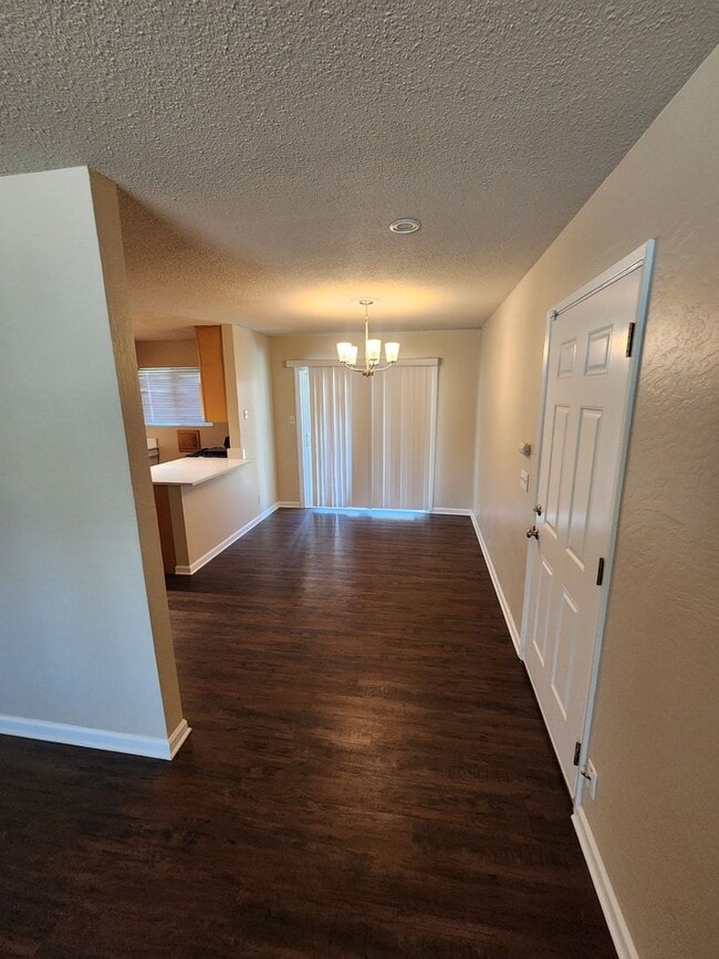 Building Photo - Action Properties R.E.S.- Central Roseville, R.V. Access, 3 Bedroom, Large Patio & Rear Yard, Nea...