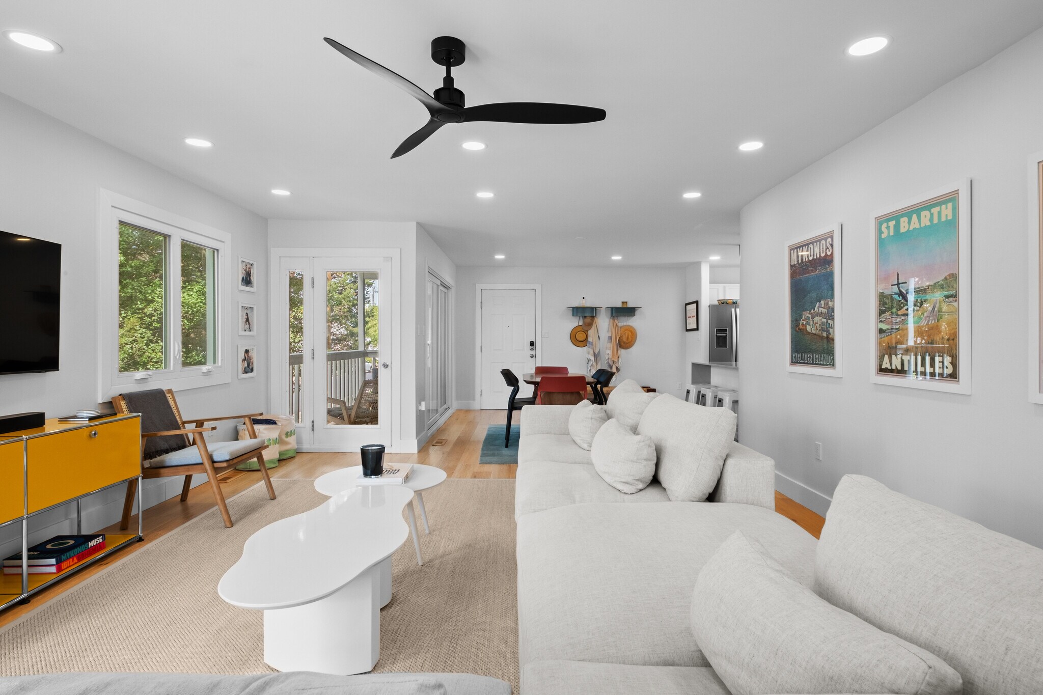 Building Photo - 9417 Winchester Ave