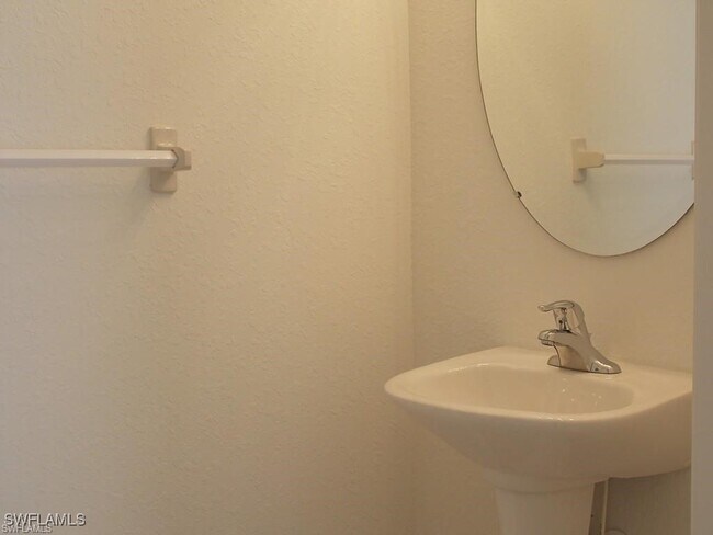 Building Photo - 7376 Bristol Cir