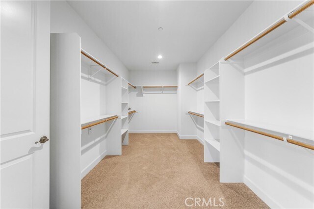 Building Photo - 105 Shear