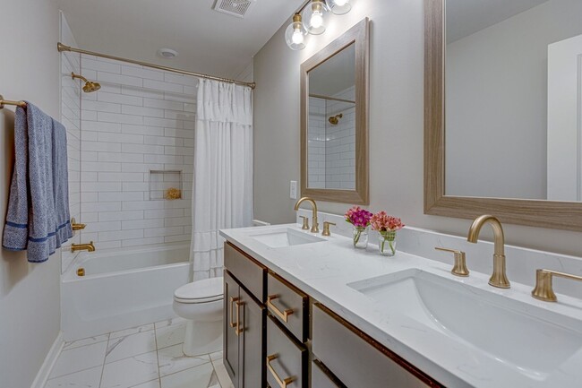Building Photo - 7542 Delancey Dr
