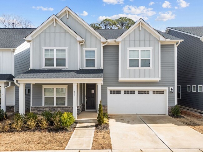 Building Photo - Modern 5-Bed, 4-Bath Family Home with Garage & Pool Access – Devon Square