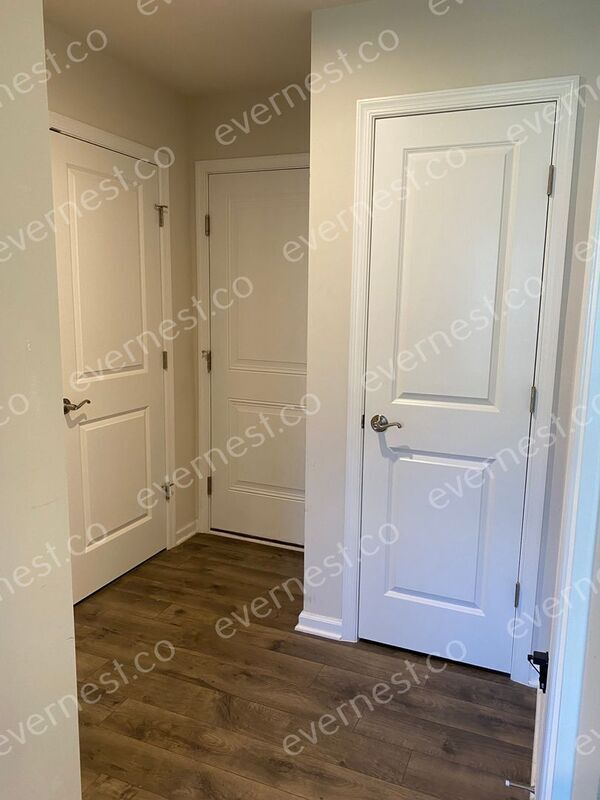 Building Photo - 1802 Sag Harbor Ln