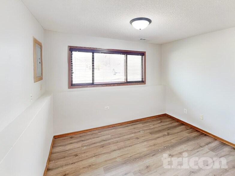 Building Photo - 13734 Glenhurst Ln