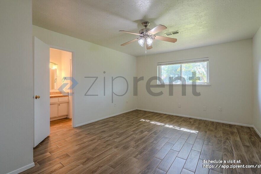 Building Photo - 958 Wavecrest Ln