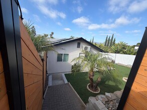 Building Photo - 756 Anns Way