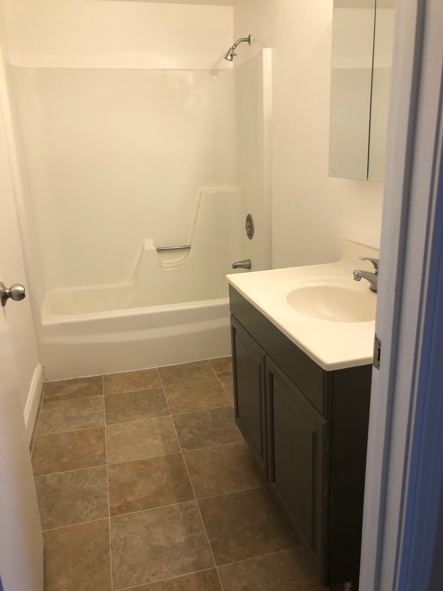 Building Photo - 4 Essex St