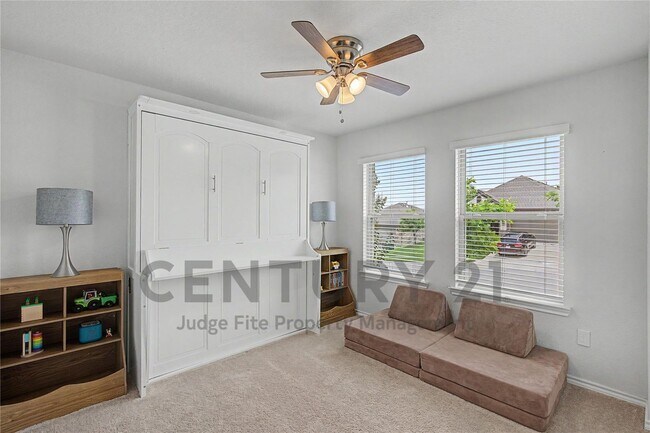 Building Photo - 1825 Agarito Dr