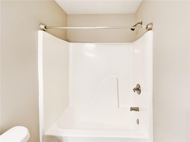 Building Photo - 217 Autumn Ridge Dr