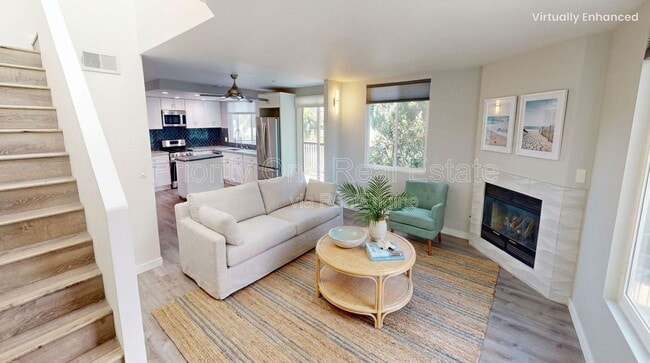 Building Photo - 4070 Riviera Dr