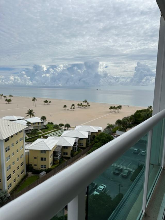 Building Photo - 2100 S Ocean Ln