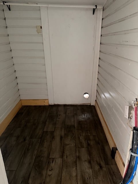 Building Photo - 3 Bedroom 1.5 Bathroom