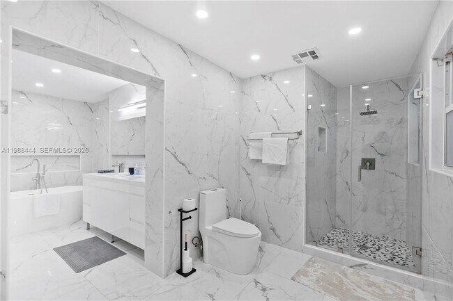 Building Photo - 1247 Jackson St