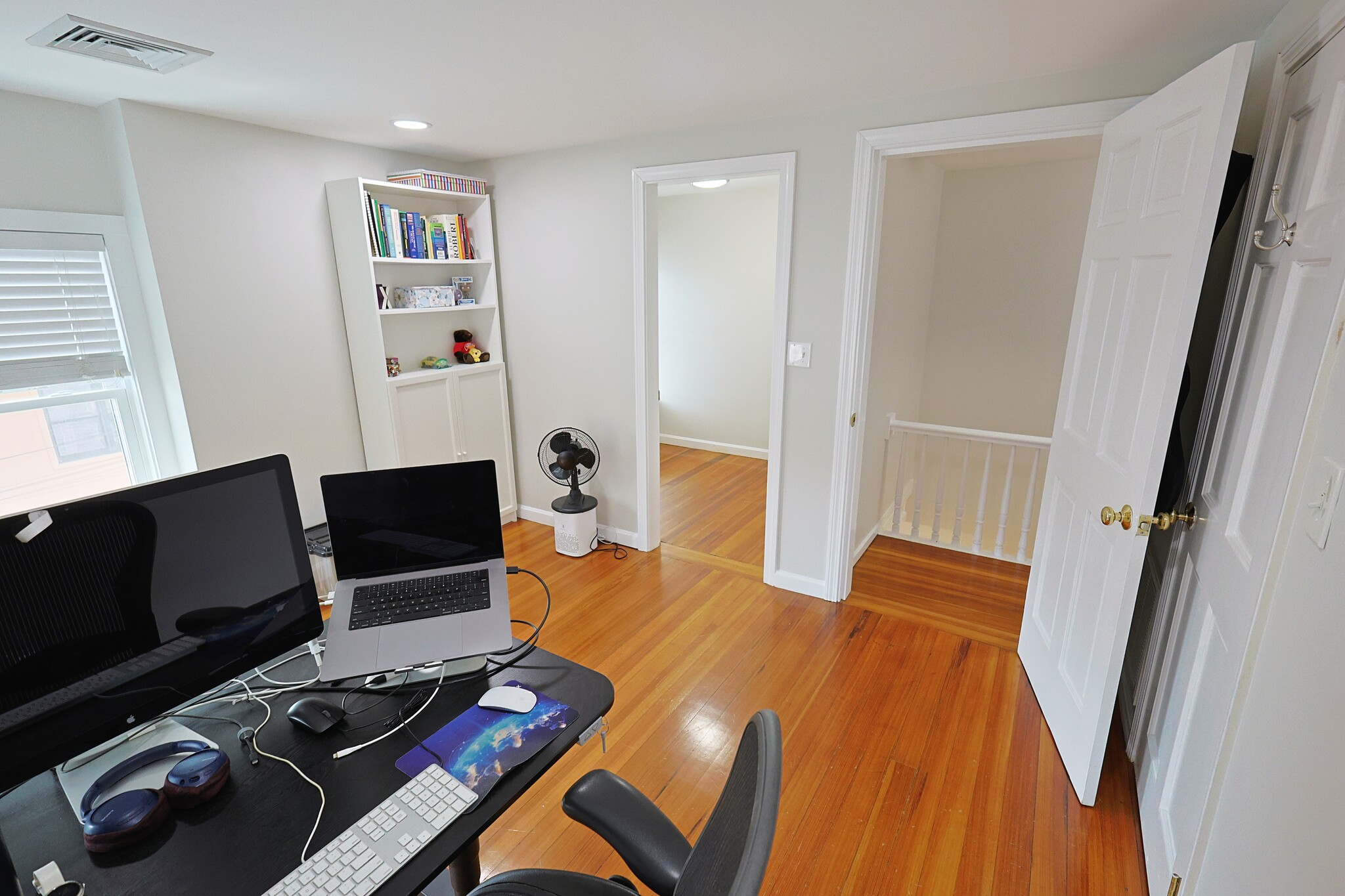 Building Photo - 32 Channing St