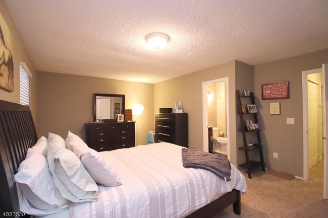 Building Photo - 303 Brokaw Ct