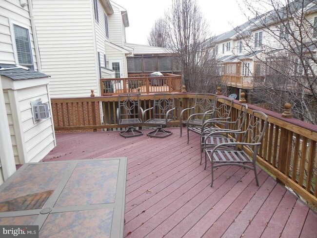 Building Photo - 25838 Norrington Square