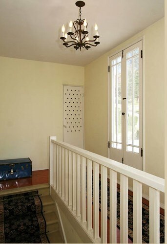 Building Photo - 1608 Cerro Gordo St