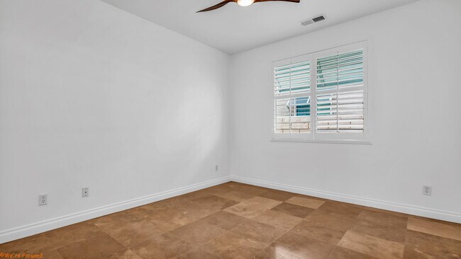Building Photo - 2574 Windmill Way