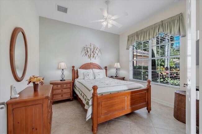 Building Photo - 10599 Silverton Ln