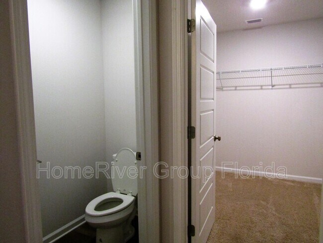 Building Photo - 2379 Kirkwood Dr