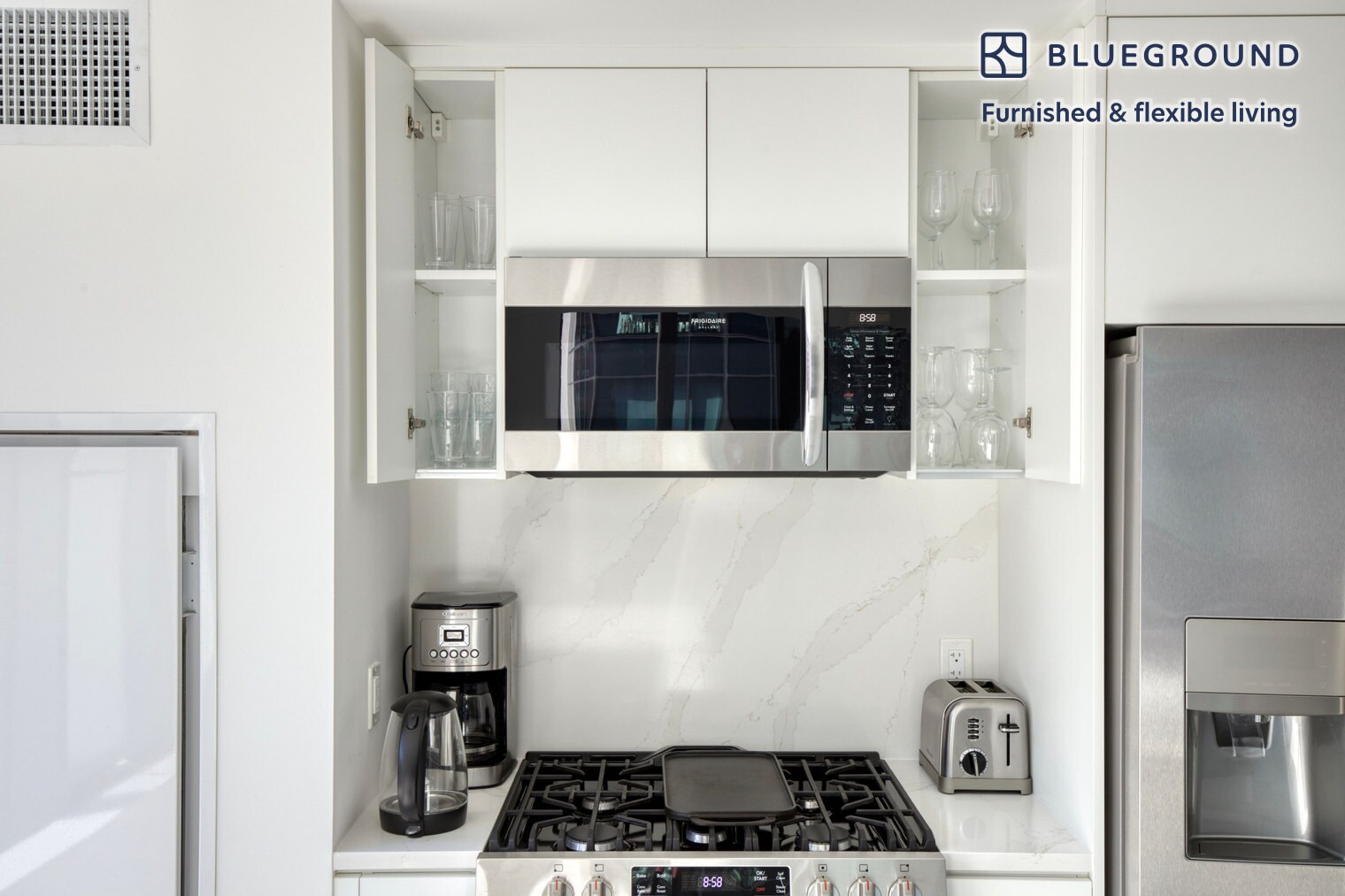 Building Photo - 949 1st St SE