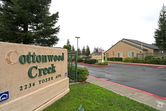 Building Photo - Cottonwood Creek