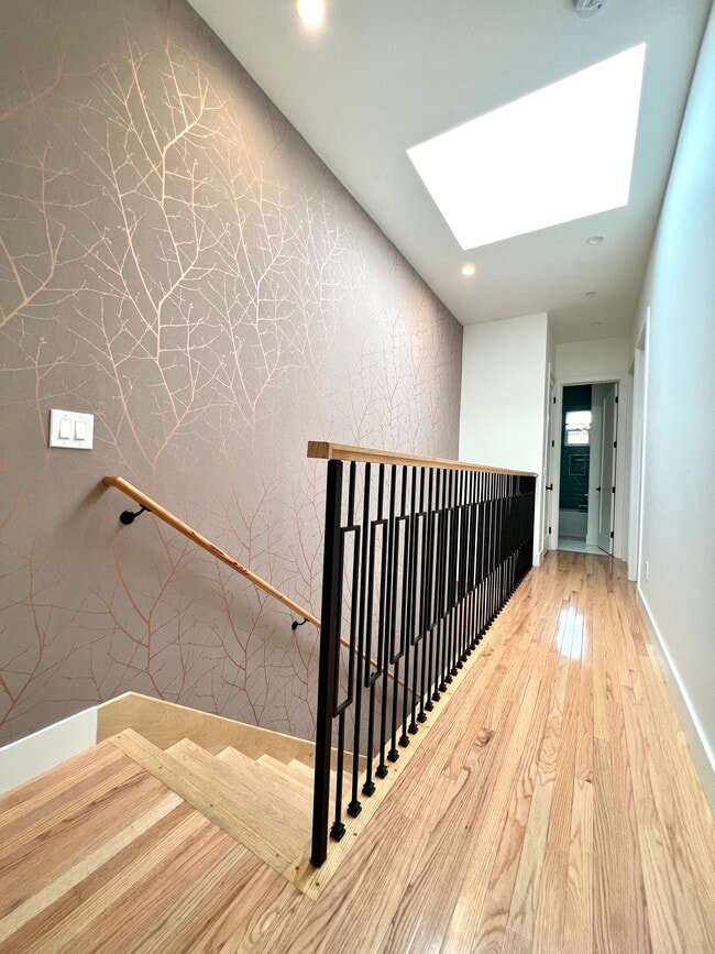 Building Photo - 1112 Tomato Aly