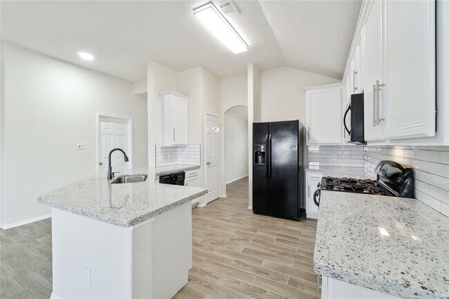 Building Photo - 2818 Lockeridge Pines Dr
