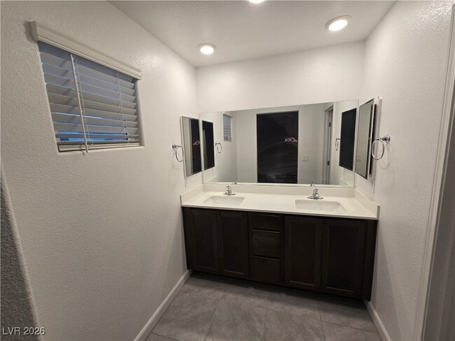 Building Photo - 3518 Herodain Ave