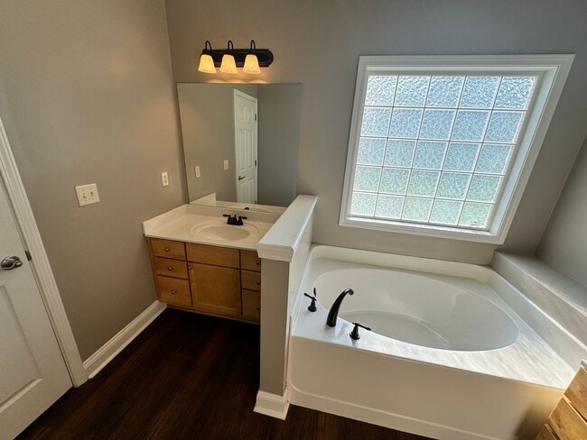 Building Photo - 3BR/2.5BA For Rent