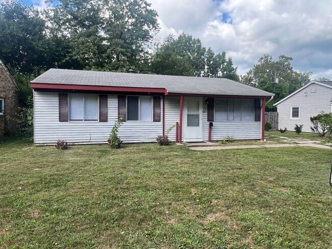 Primary Photo - Remodeled 3 Bedroom Home - Available Now