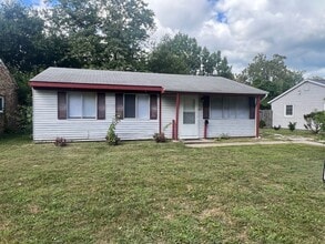 Building Photo - Remodeled 3 Bedroom Home - Available Now