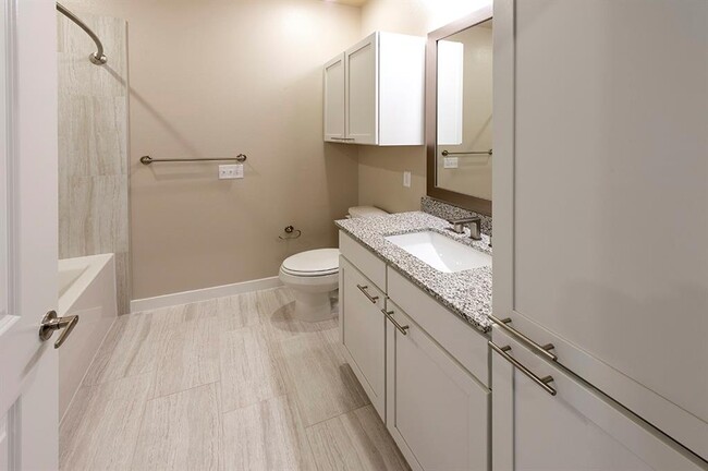 Building Photo - 1724 Partnership Way