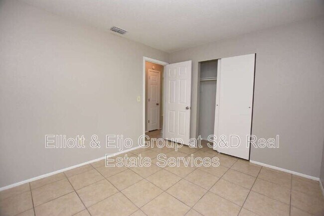 Building Photo - 1212 Waterview Blvd W