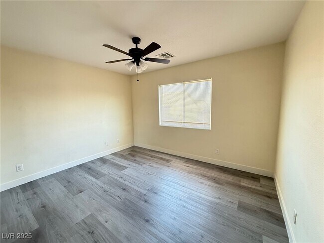 Building Photo - 8374 S Pioneer Way