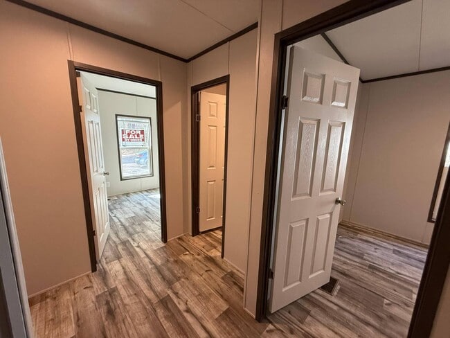 Building Photo - 2881 TX-110