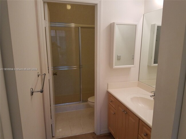 Building Photo - 919 SW 143rd Terrace