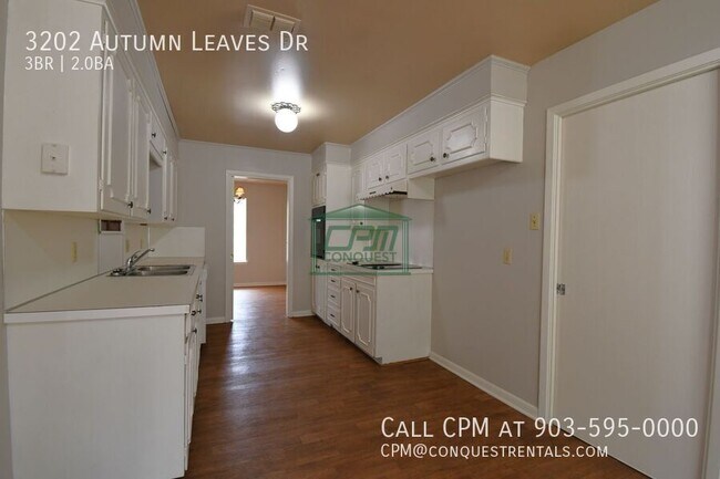 Building Photo - 3202 Autumn Leaves Dr