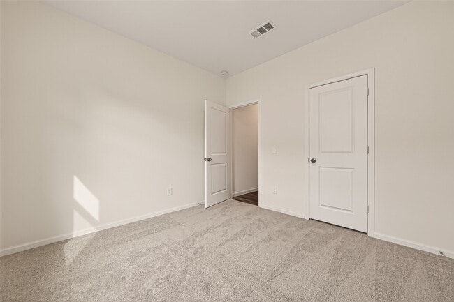 Building Photo - 31334 Gayle Prairie Oaks St