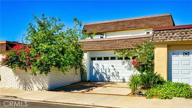 Building Photo - 34 Rockrose Way