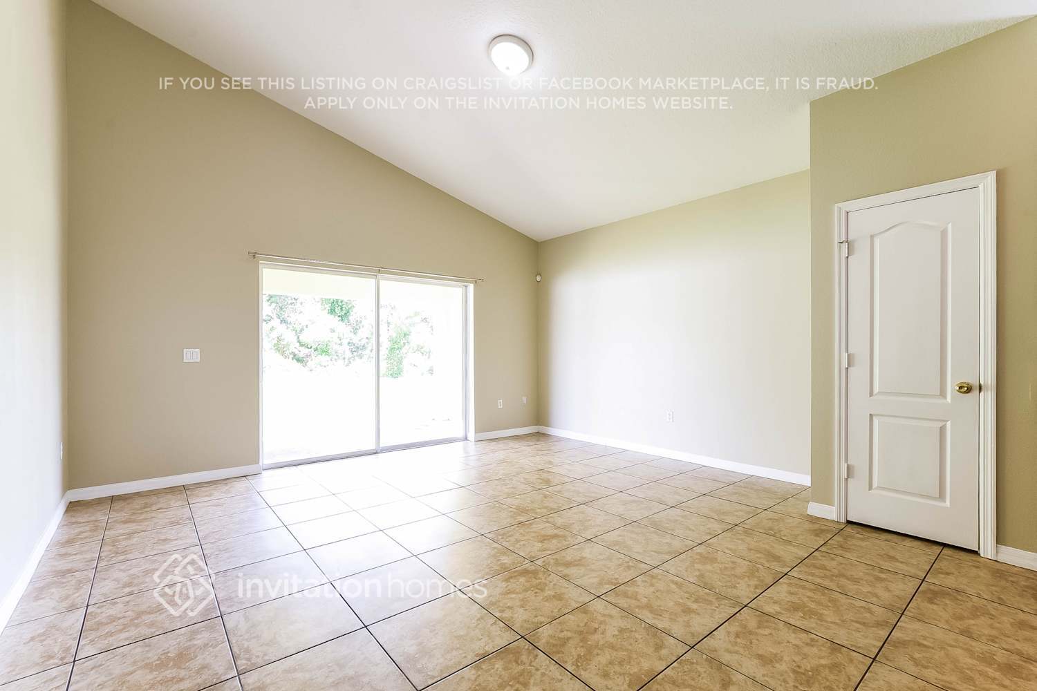 Building Photo - 3144 Dasha Palm Dr