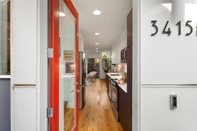 Primary Photo - Modern Beacon Hill Townhome | Rooftop Deck...