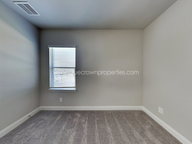 Building Photo - 1024 Meadowlark Ave