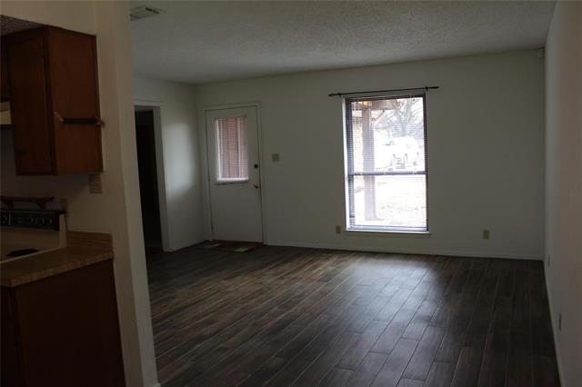 Building Photo - 3610 Mandy Dr