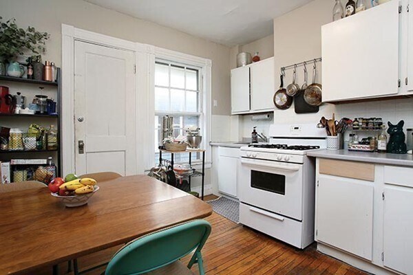 Building Photo - 57 Aspinwall Ave