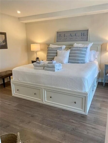 Building Photo - 307 Corey Ln