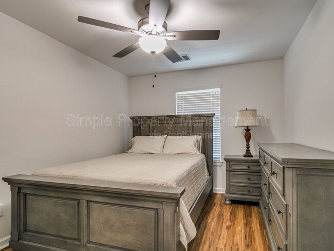 Building Photo - 18008 Jimenez Dr