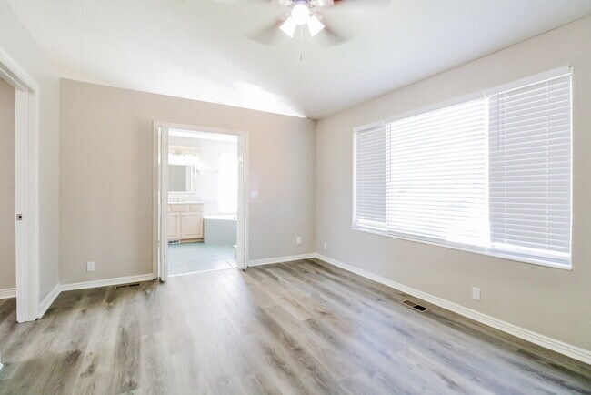 Building Photo - 6166 Eagle Nest Dr
