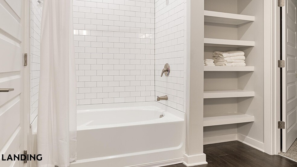 Building Photo - 6025 Riverview Rd SE