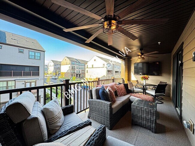 Building Photo - 1636 Kirkman St